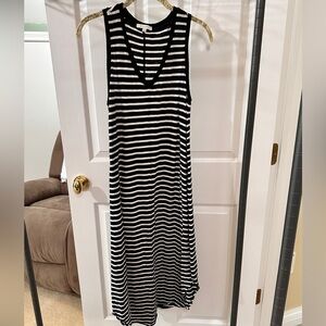 EUC Z Supply black/white stripe reverie maxi dress size small